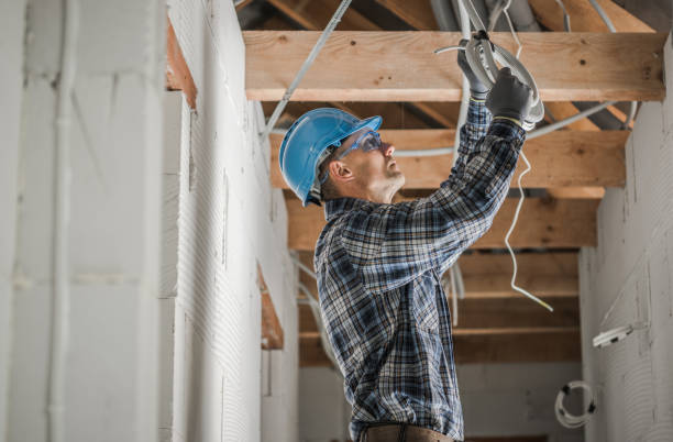 Best Affordable Emergency Electrician  in De Soto, IA